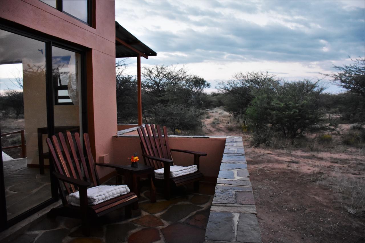 Cheetah View Lodge Otjiwarongo Εξωτερικό φωτογραφία
